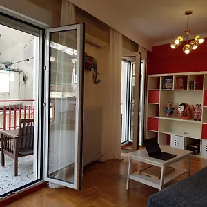 Quiet City Centre With Large Balcony Θεσσαλονίκη